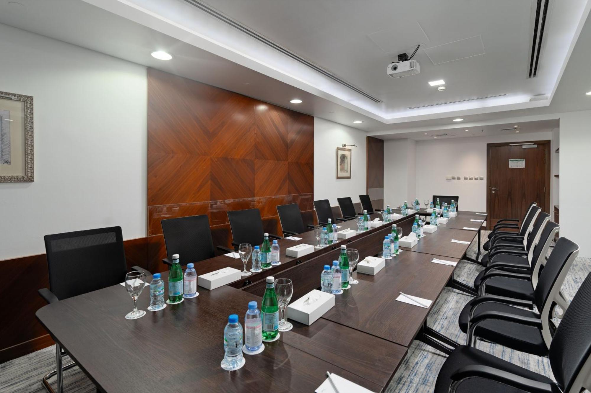Oryx Hotel Abu Dhabi Buitenkant foto